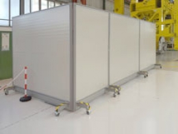 Schermo fonoassorbente e fonoimpedente autostabile JUMBO - cm 250x227h  con 4 piedi su ruote frenate